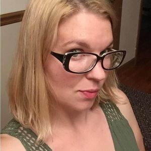 Meet your Posher, Janice